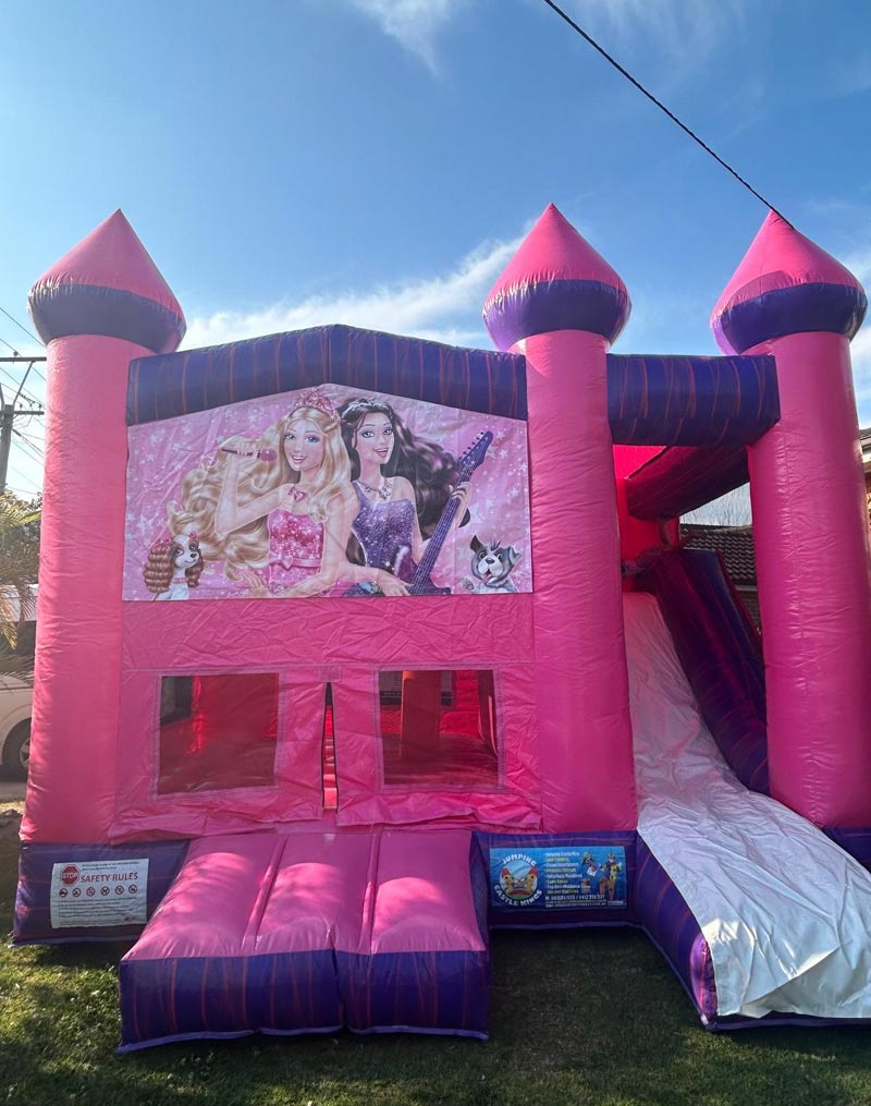 Minions Jumping Castle